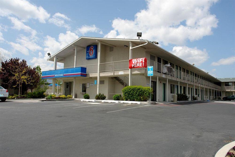 Motel 6-Reno, Nv - Virginia Plumb Exterior photo